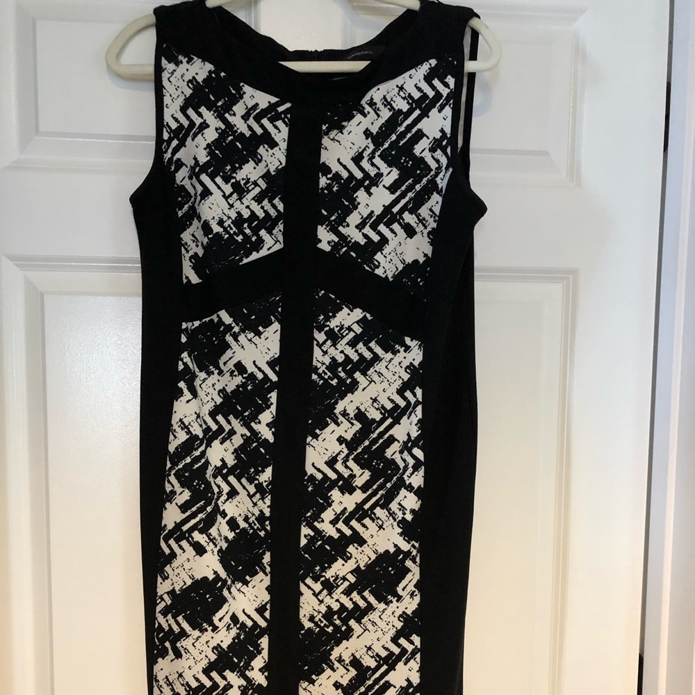 Classy dress!